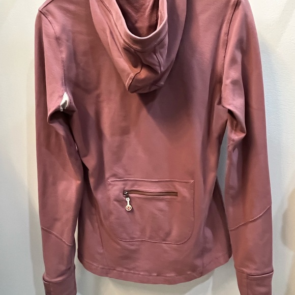 lululemon athletica Tops - Lululemon mauve hoodie top Size Small